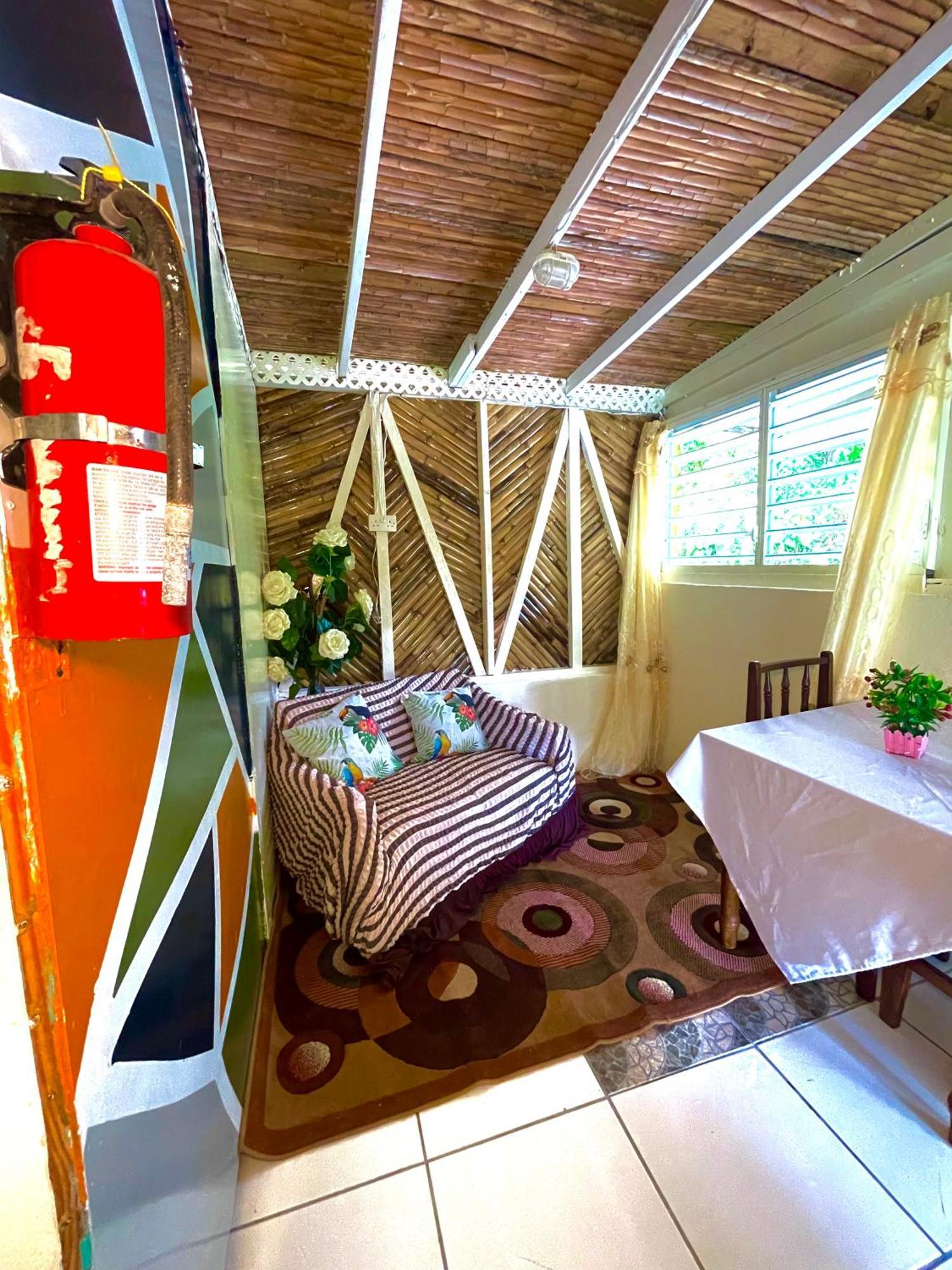 Le Petit Paradis 로조 외부 사진